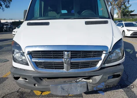 2009 Dodge Sprinter Van 2500 z USA, uszkodzony, nr VIN WD0PE745595384959